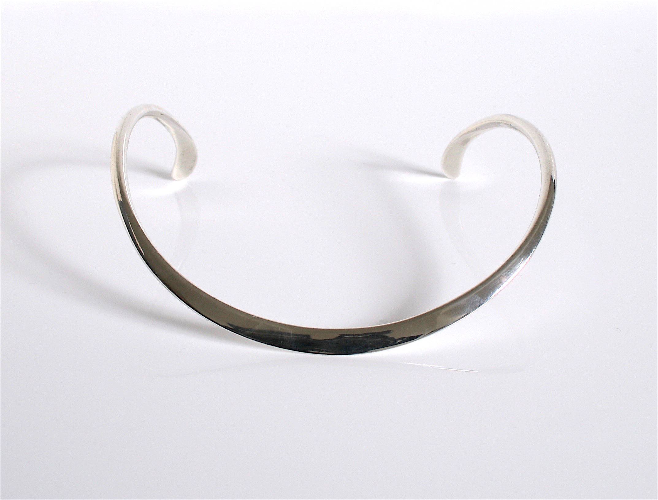 Stunning Sterling Silver Slim Neckring designed by Ove Wendt for Åge Fausing Denmark c.1970 signed OW Å Fausing Heavy solid piece